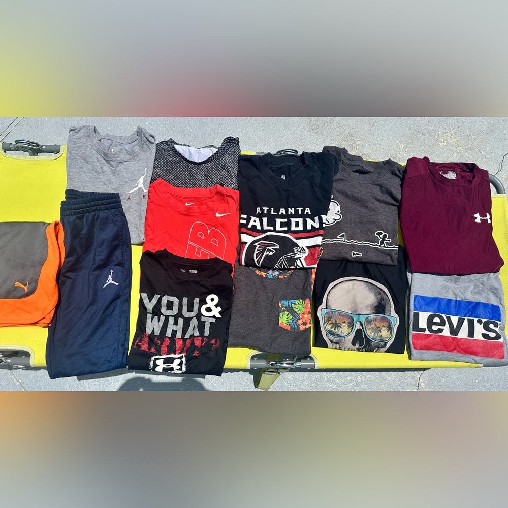 Boys lot size Small and Medium